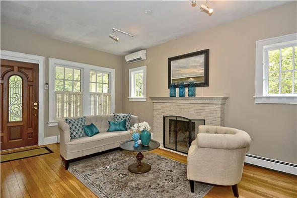 8 Valley View Ave, Takoma Park, MD 20912, living room