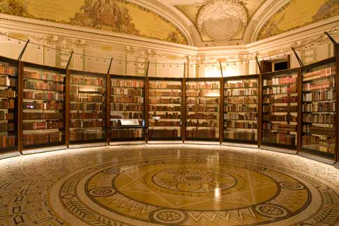 Recreation of Jefferson's library at the Library of Congress.